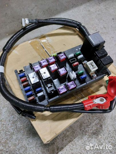 Новый блок предохранителей Subaru Forester 3