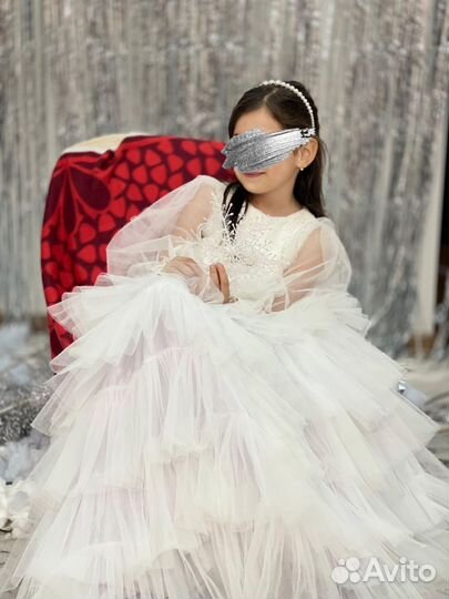 Прокат вечерних платьев