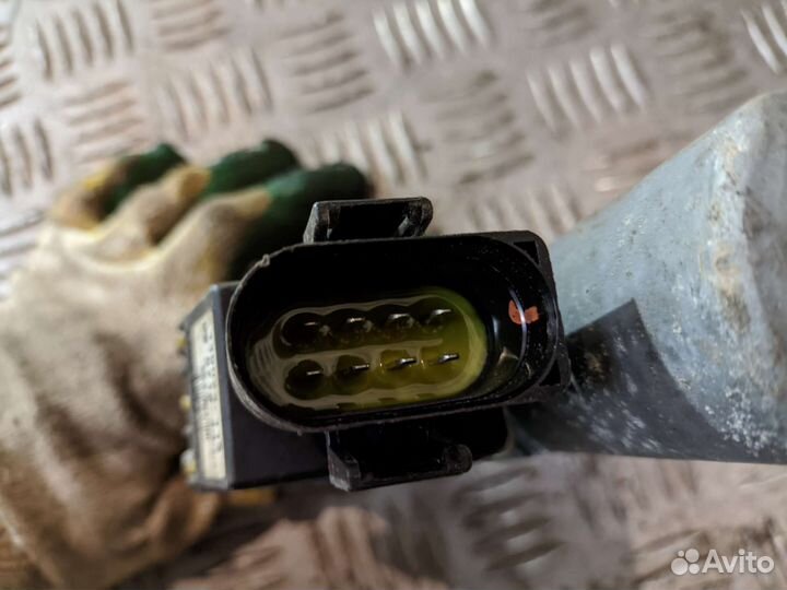 Моторчик стеклоподъёмника передний Audi a3 8l