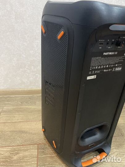 Портативная колонка JBL Partybox 100
