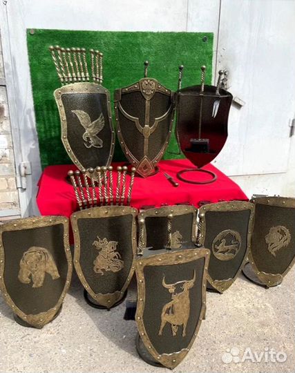 Подставка под шампуры Щит