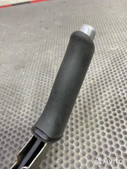 Б/У Ручка ручного тормоза, рычаг(обшивка салона)