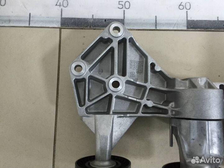 Б/У Натяжитель ремня 32148, A1662000970 mercede