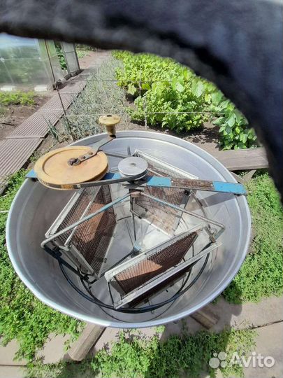 Медогонка 6 рамочная