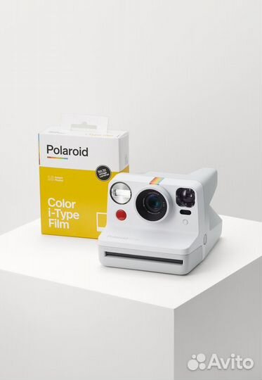 Фотоаппарат Polaroid Now белый