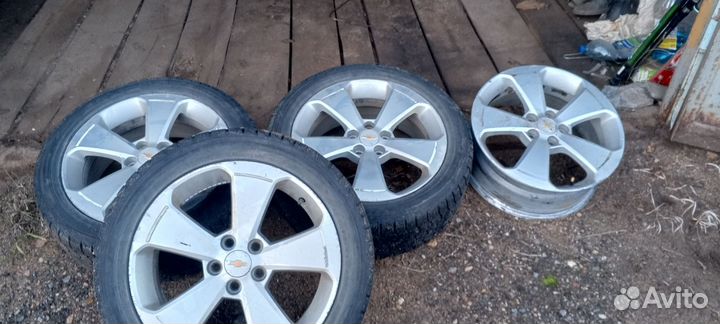 DoubleStar DH02 215/50 R17