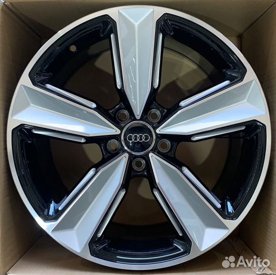 Диски на Ауди А4 А5 A6 A7 Audi Q5 R19 5/112