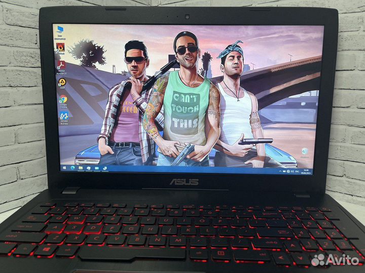 Игровой ноутбук Asus ROG I5/FHD/2видеокарт/8Gb/SSD