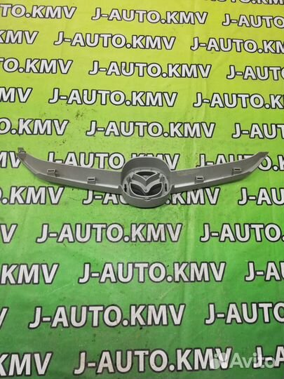 Решетка радиатора Mazda 5