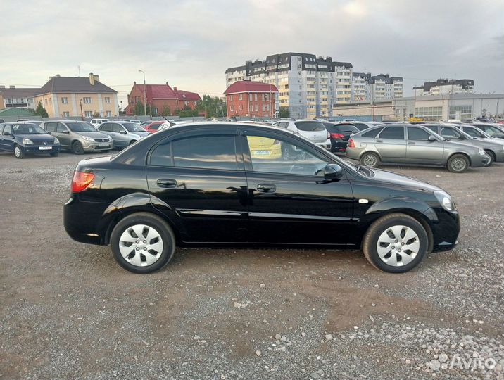 Kia Rio 1.4 AT, 2011, 159 000 км