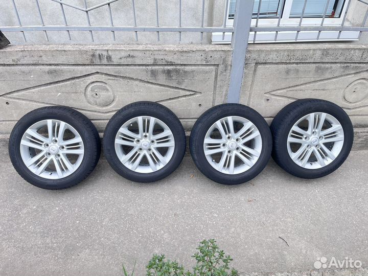 Goodyear EfficientGrip Performance 205/55 R16