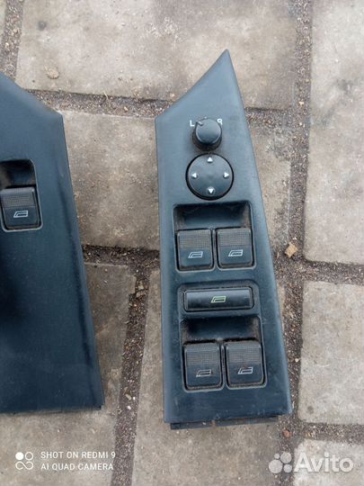 Комплект кнопок стеклоподьемника от Ауди а-8 д-2