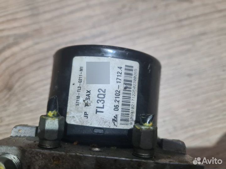 Блок ABS Honda Accord 8 2.4 K24Z3 2012