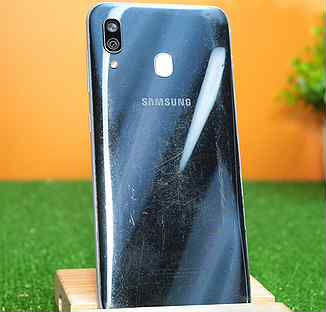 Samsung Galaxy A30, 3/32 ГБ