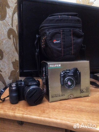 Fujifilm Finepix S4000