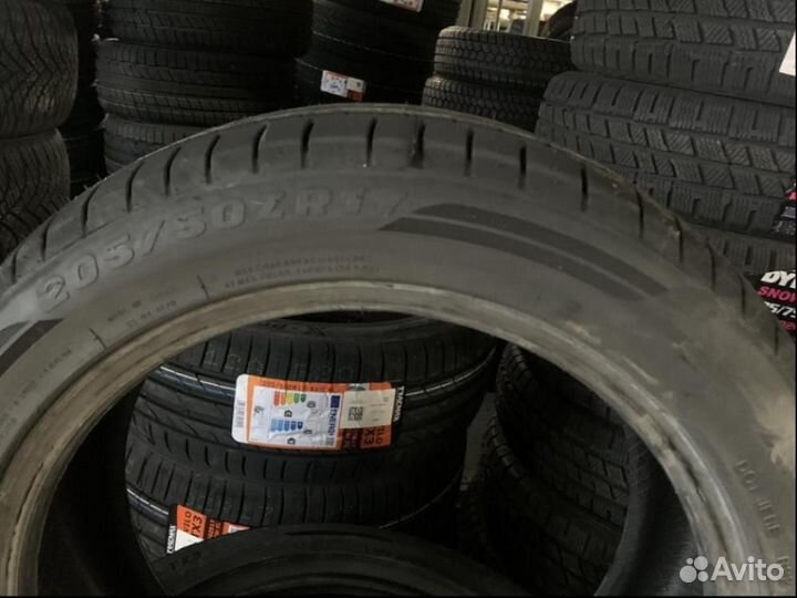 Tracmax X-Privilo TX3 205/50 R17 93W