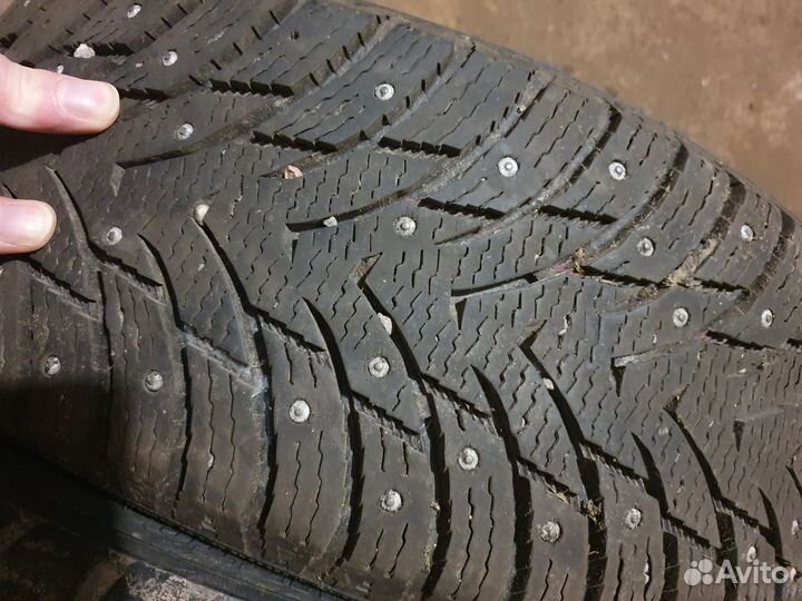 R15 Nokian Tyres Hakkapeliitta 7 185/65, PCD 4x98 DIA 10