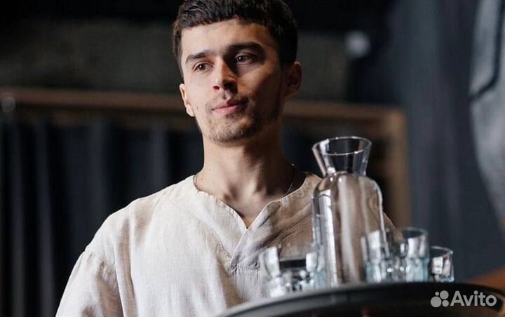 Официант(без опыта, есть обучение)