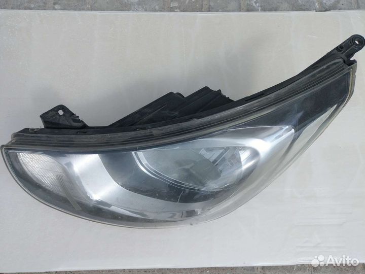 Hyundai solaris фара левая