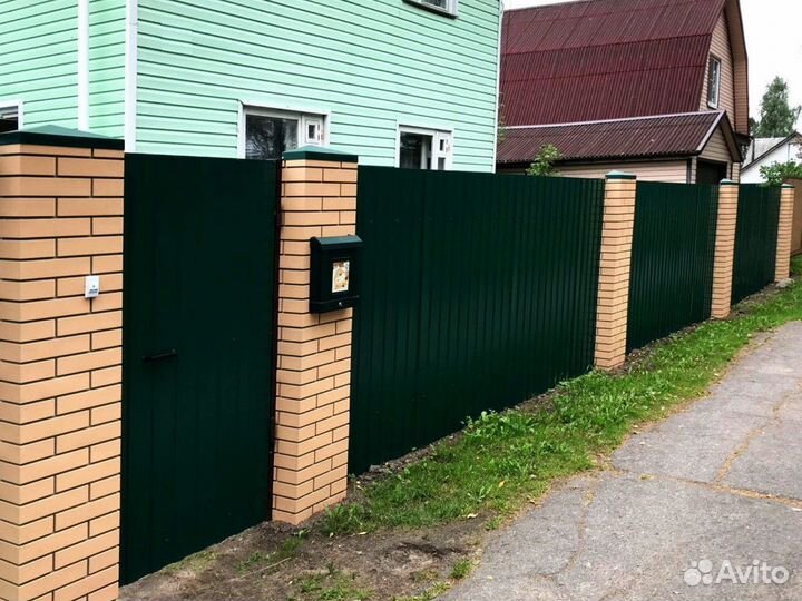 Пикс панель имитирующая кирпичный столб забора