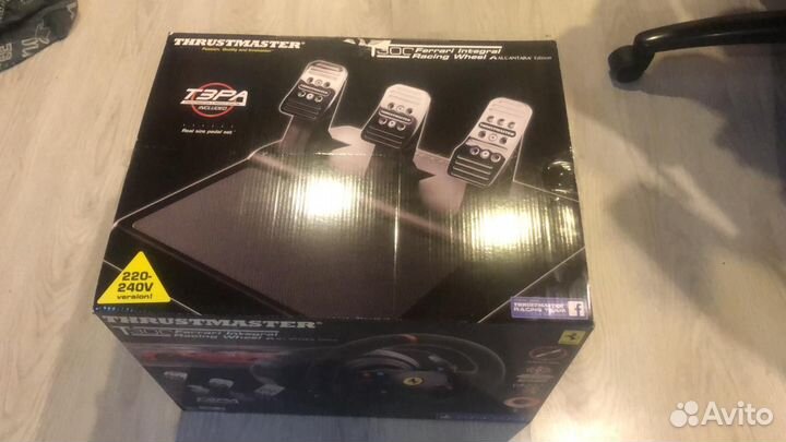 Руль комплект Thrustmaster T300 Alcantara Edition