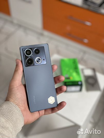 Infinix Note 40, 8/256 ГБ