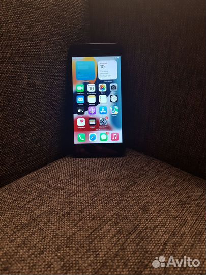 iPhone 7, 32 ГБ