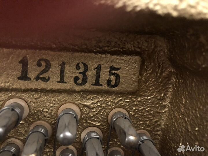 Чешское пианино в идеальном состоянии