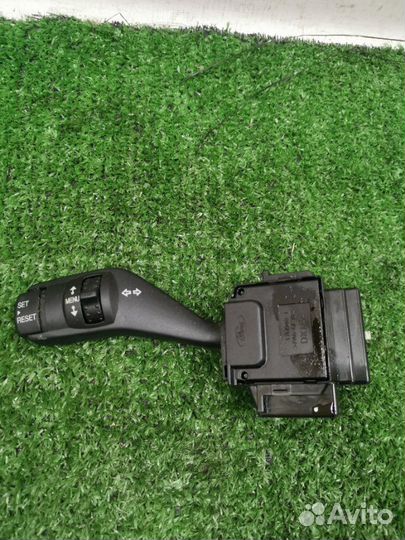Переключатель подрулевой Ford Kuga 1 SUV 2.0 TD