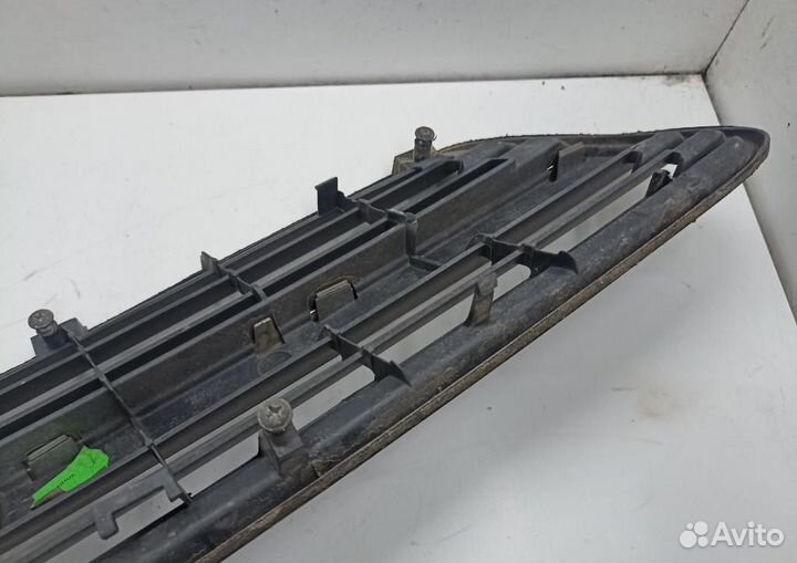 Решетка радиатора Opel Meriva A