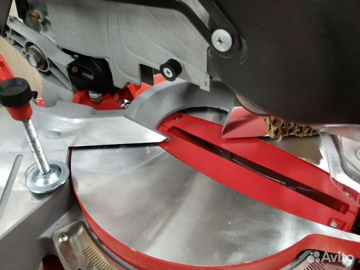Торцовочная пила PIT 2000W, 255mm, пропил 70mm