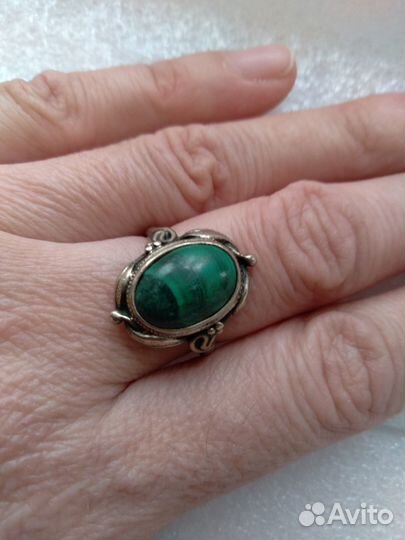 Кольцо с малахитом 16.5