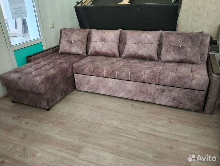 Диван угловой раскладной в наличии