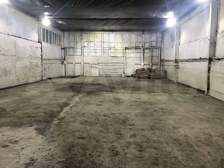 Склад, 140 м²