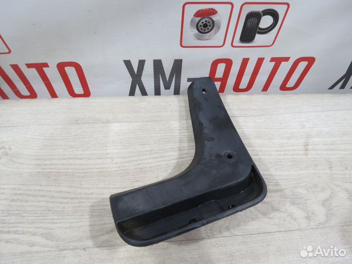 Брызговик задний левый Hyundai Solaris 2