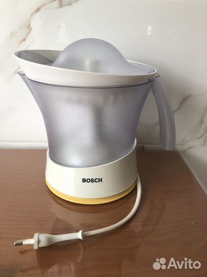 Соковыжималка Bosch MCP 3000
