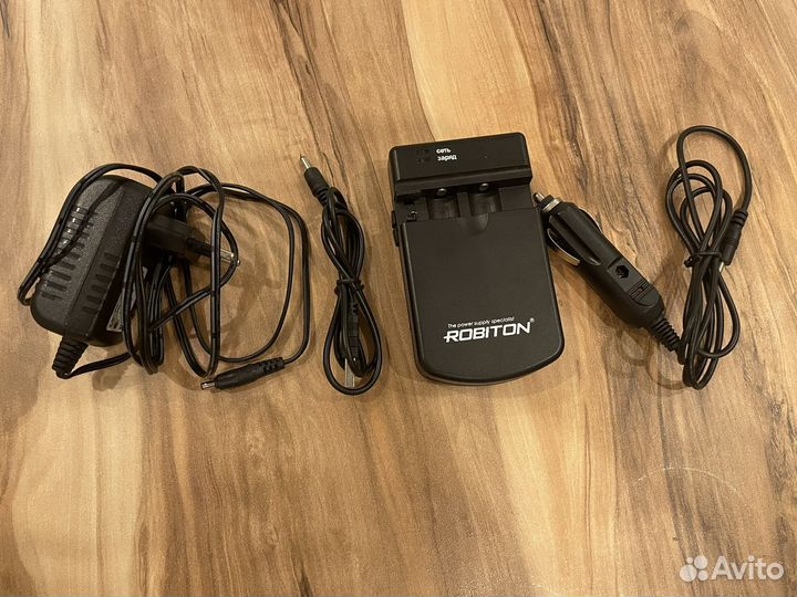 Универсальное зарядное устройство, зарядка