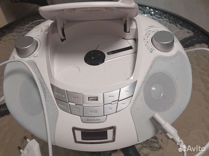 CD магнитола с USB