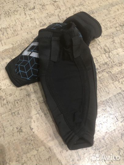 Защита локтя