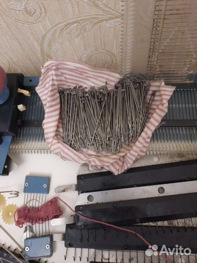 Вязальная машина нева 5