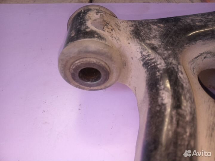 Рычаг передний правый Mitsubishi Lancer-10, ASX