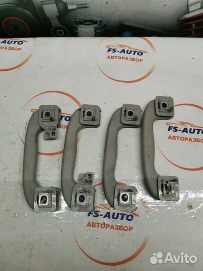 Ручка потолка Opel Mokka 1.6 F16D4 2014