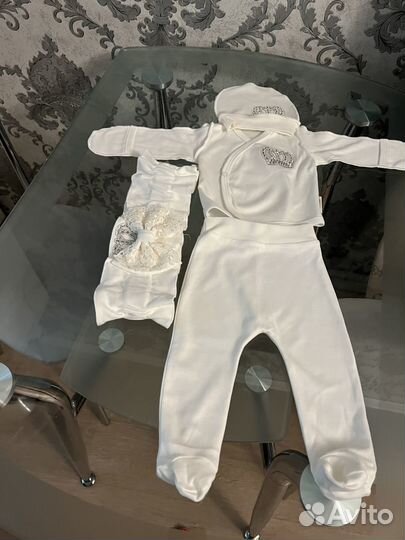 Комплект на выписку для девочки лето