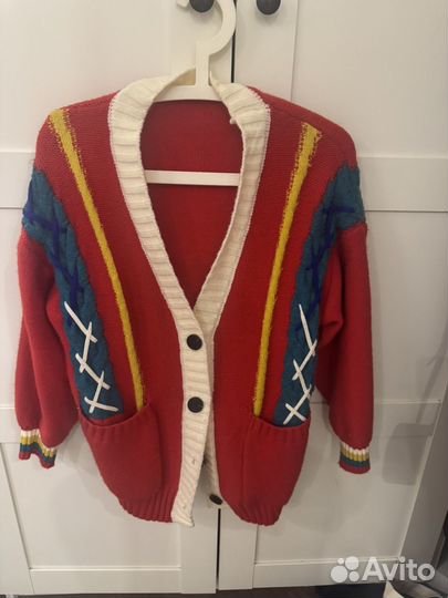 Свитер женский