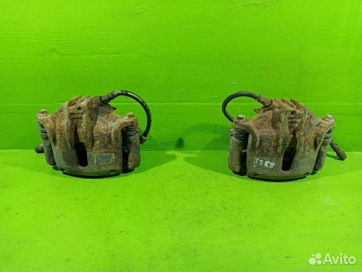 Суппорт тормозной передний Citroen Xsara Picasso