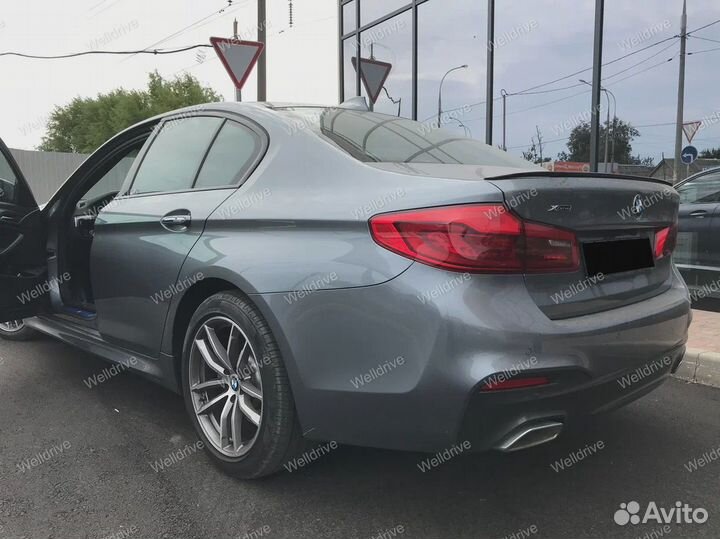 Спойлер BMW 5 G30 М5 стиль чёрный глянец