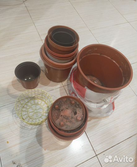 Пластиковые горшки