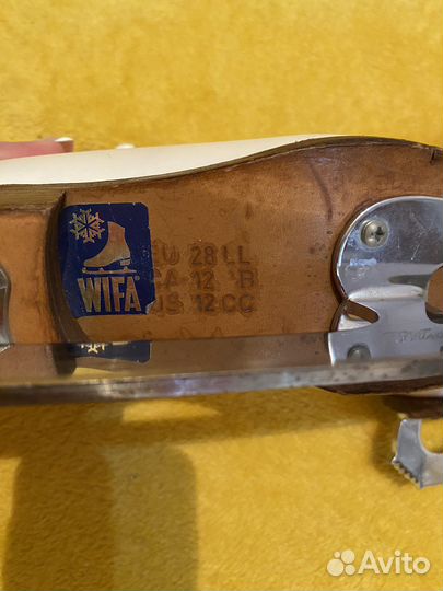 Коньки фигурные 28 размер wifa