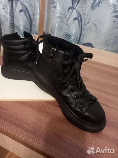 Ботинки зимние можно для девочки 37 размер