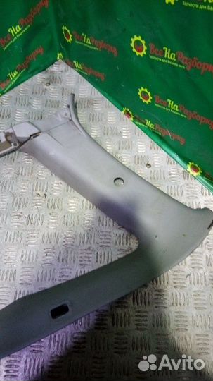 Обшивка багажника правая Mitsubishi Lancer 9